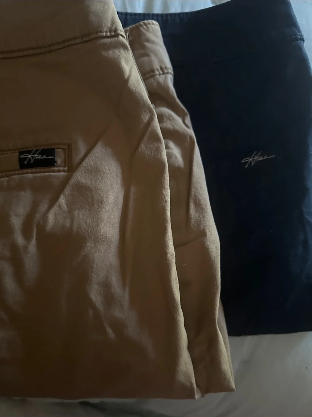 Two Men's Chino short - Tan and navy